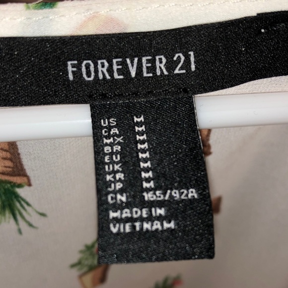 Cute Forever 21 Cactus Crop Top - Picture 2 of 4